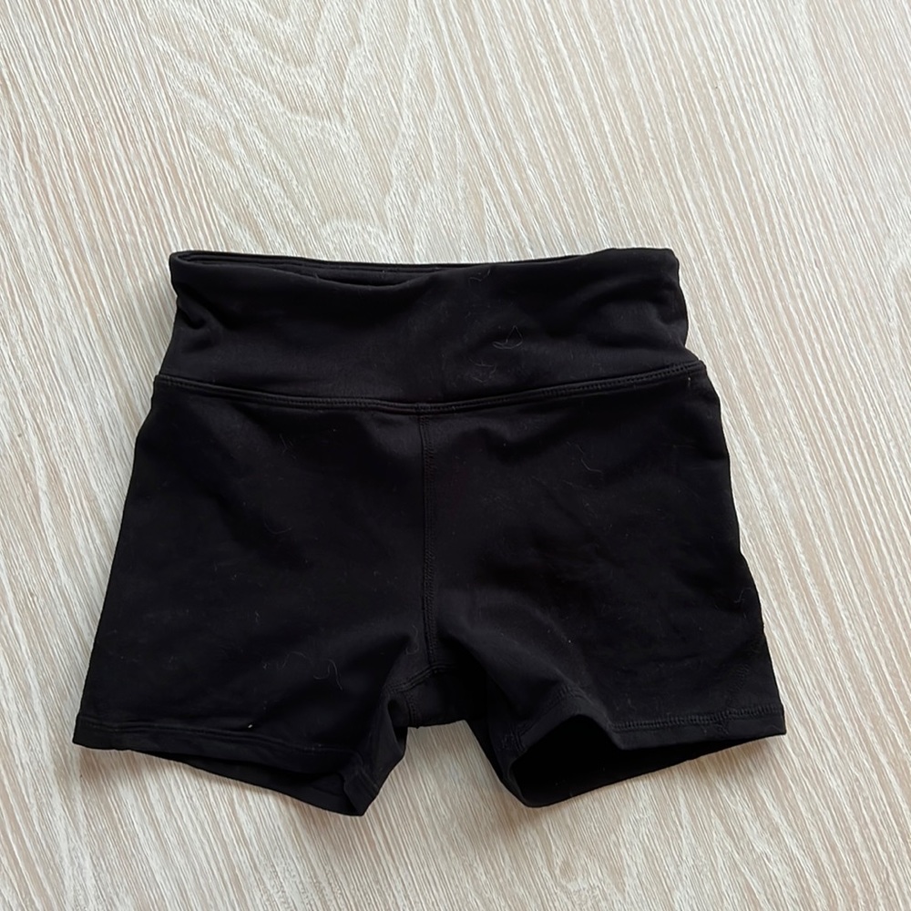 Girls Zella spandex shorts